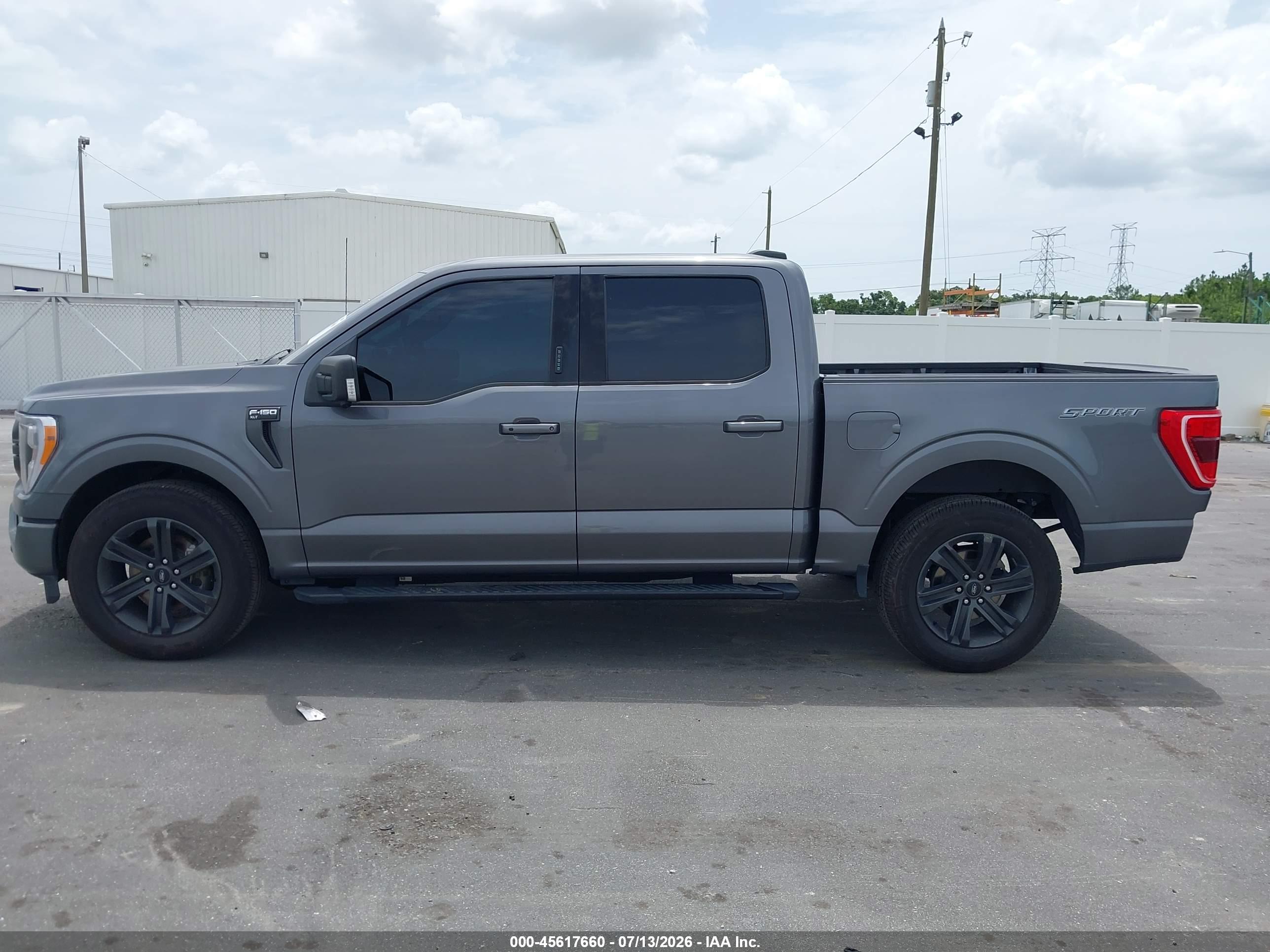 2021 FORD F-150 XLT