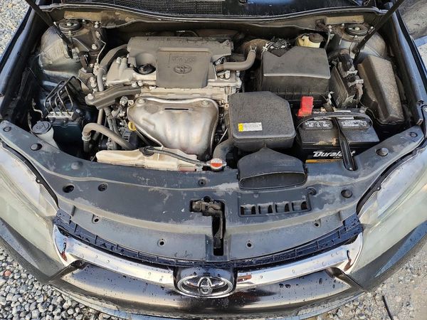 2016 TOYOTA CAMRY