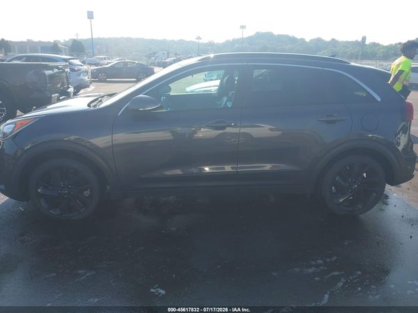 2018 KIA NIRO EX