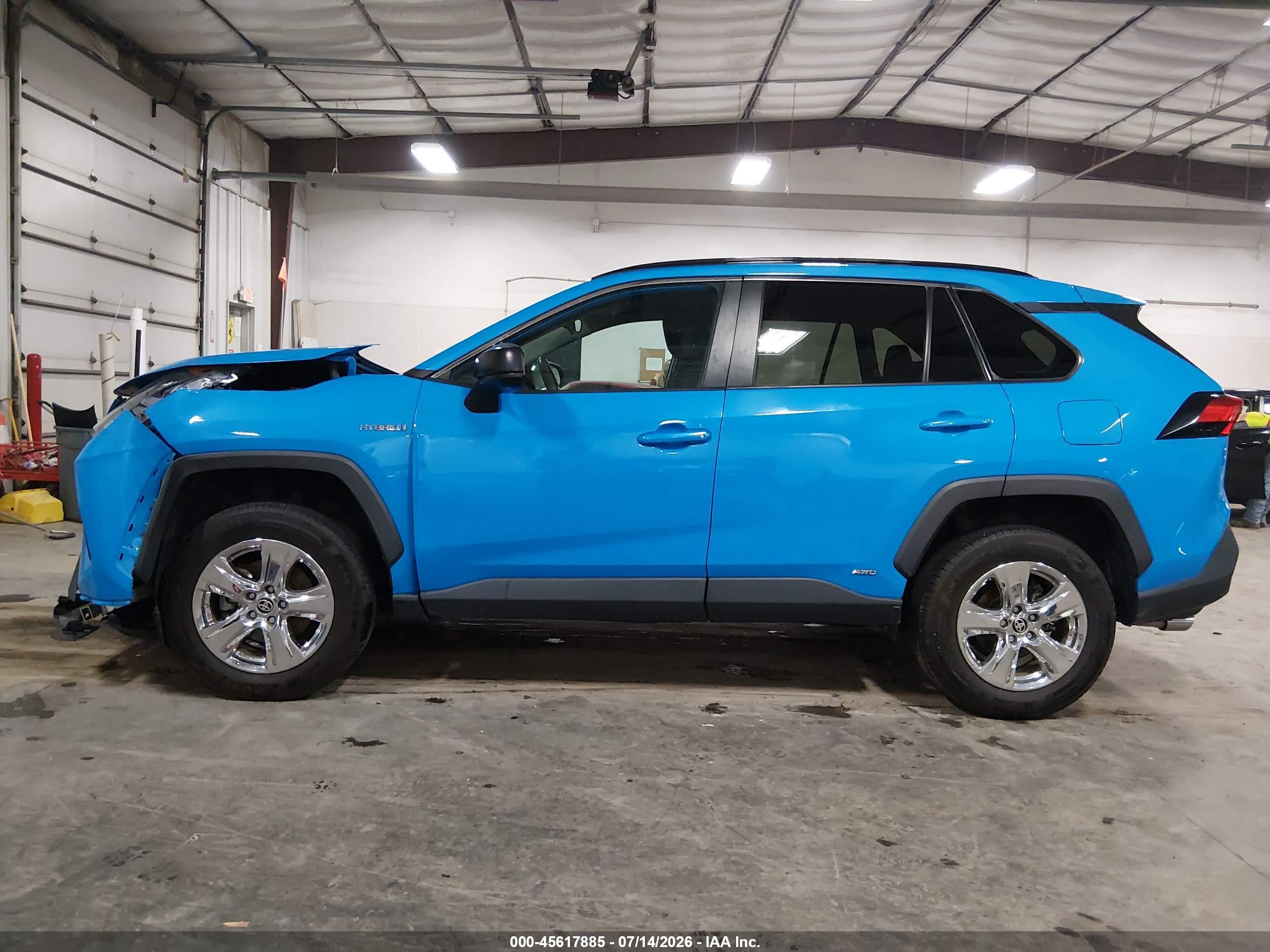 2021 TOYOTA RAV4 HYBRID LE