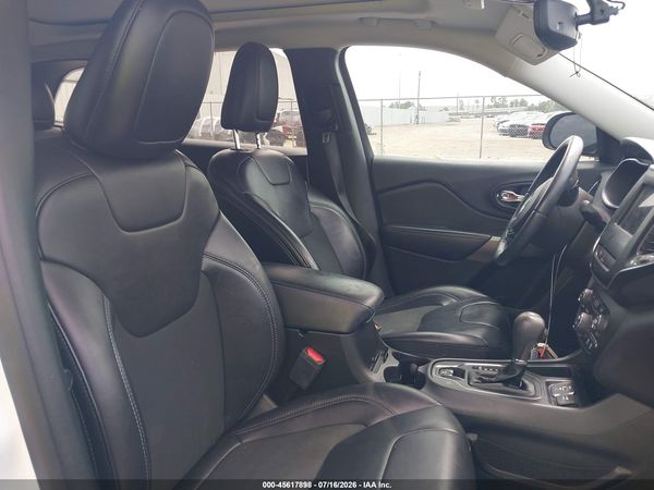 2019 JEEP CHEROKEE LATITUDE PLUS FWD