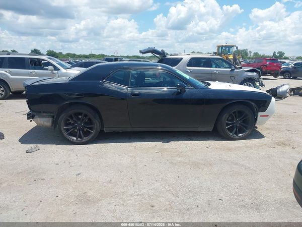 2016 DODGE CHALLENGER SXT