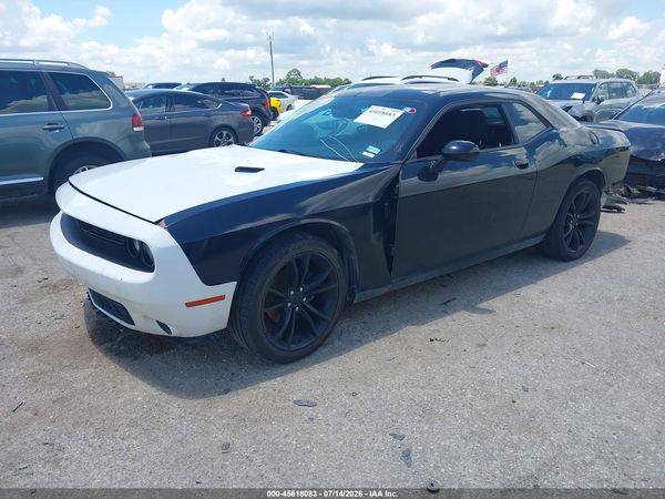 2016 DODGE CHALLENGER SXT