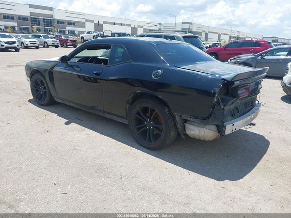 2016 DODGE CHALLENGER SXT