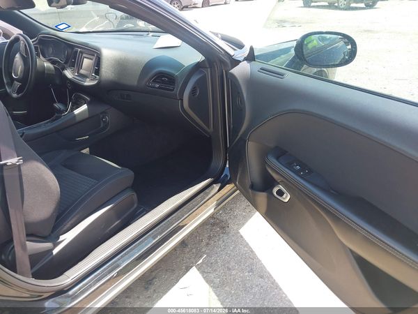 2016 DODGE CHALLENGER SXT