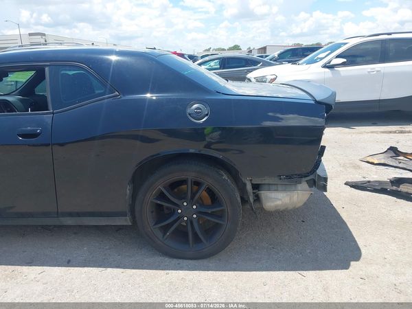 2016 DODGE CHALLENGER SXT