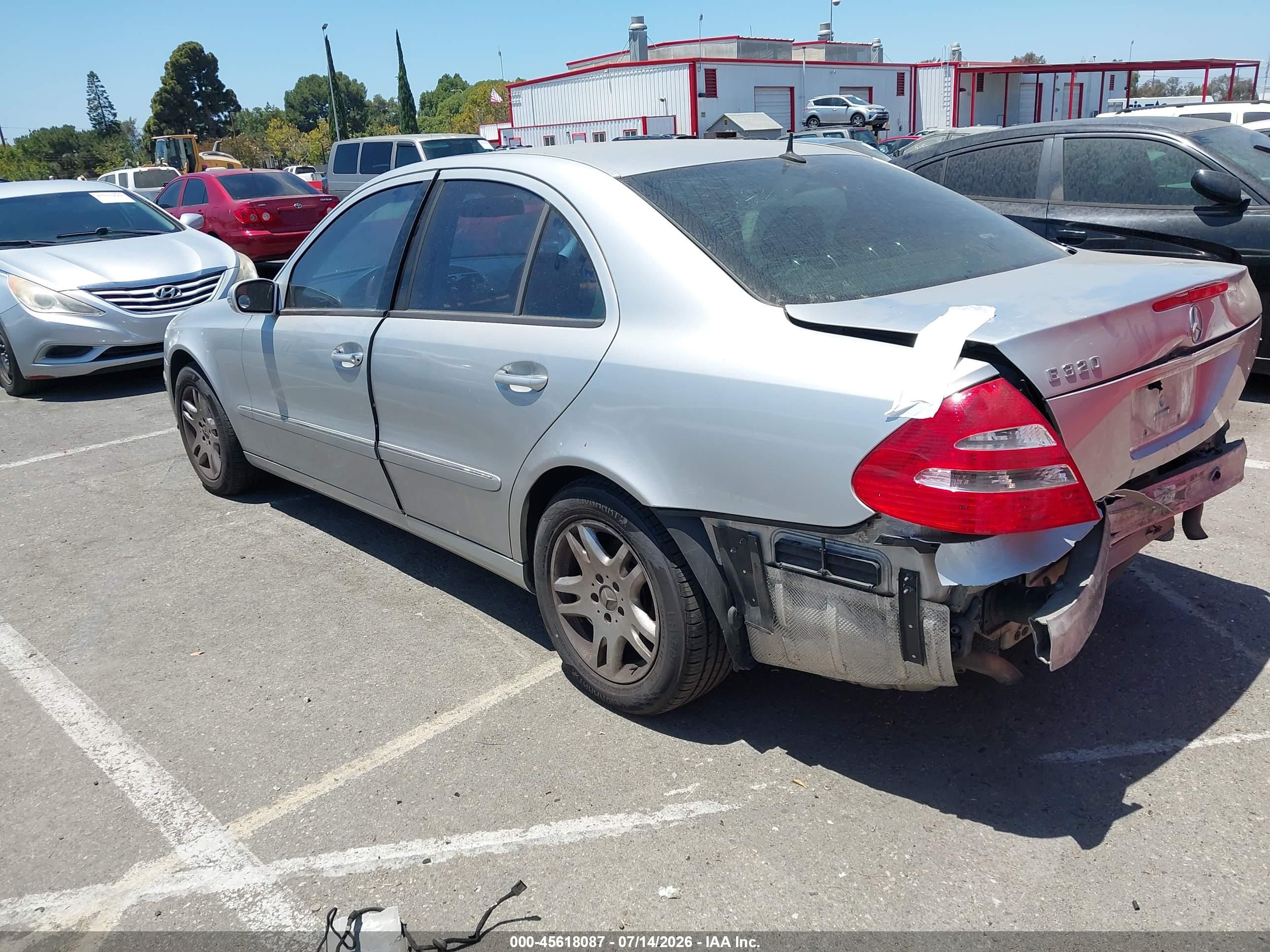 2003 MERCEDES-BENZ E 320 E320