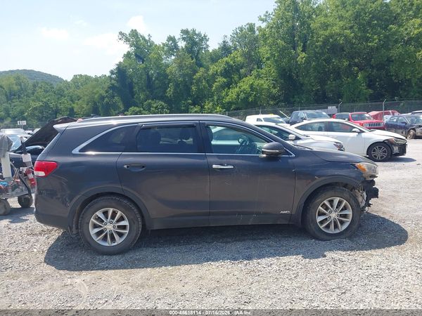 2016 KIA SORENTO 2.4L LX