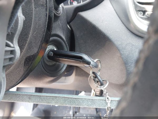 2016 KIA SORENTO 2.4L LX