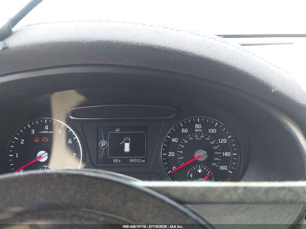 2016 KIA SORENTO 2.4L LX
