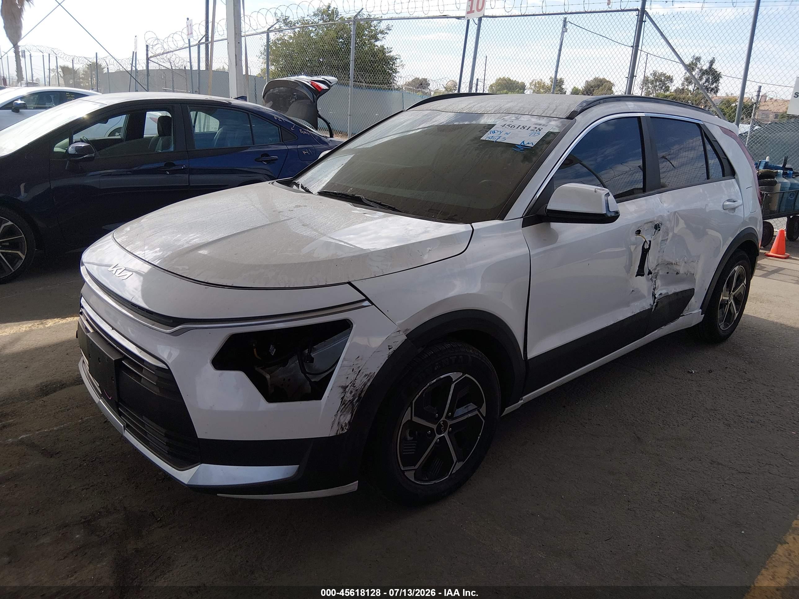 2024 KIA NIRO EX — I2