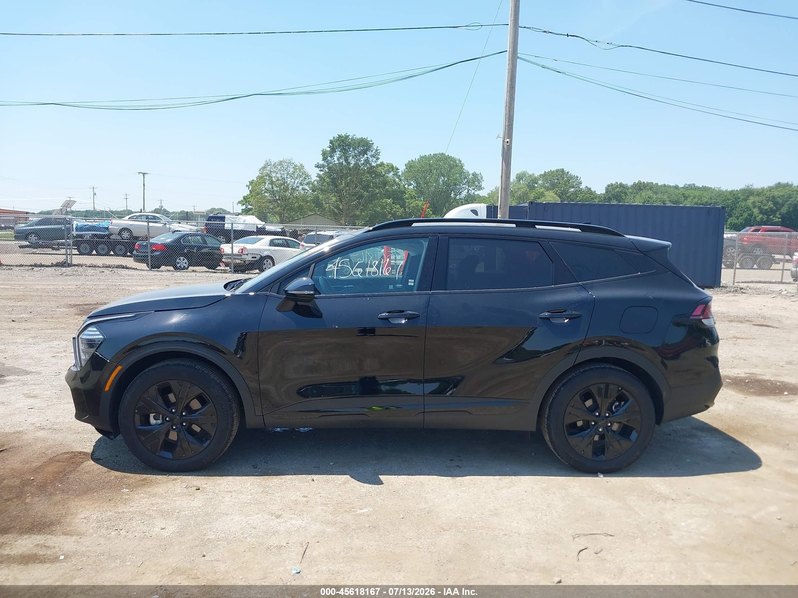 2025 KIA SPORTAGE X-LINE