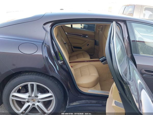 2011 PORSCHE PANAMERA 4