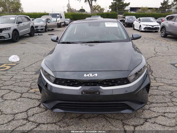 2023 KIA FORTE LXS