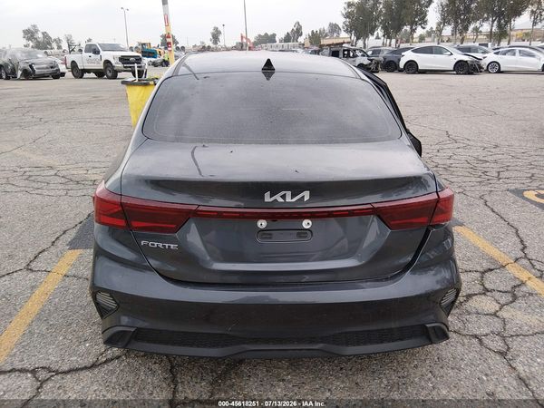 2023 KIA FORTE LXS