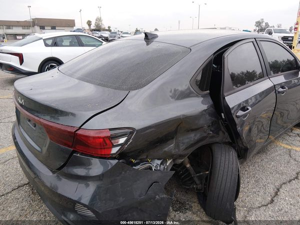 2023 KIA FORTE LXS