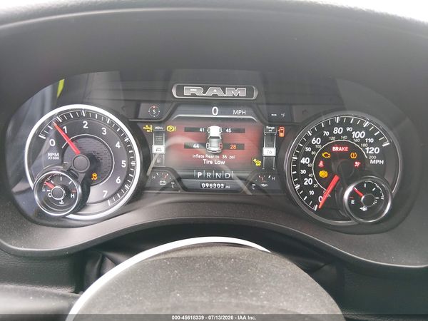 2022 RAM 1500 LARAMIE  4X2 5'7 BOX