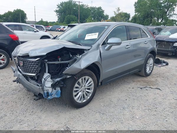 2024 CADILLAC XT4 FWD LUXURY