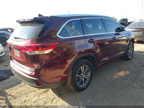 2017 TOYOTA HIGHLANDER XLE