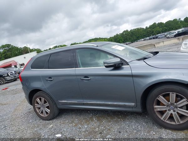 2017 VOLVO XC60 T5 INSCRIPTION