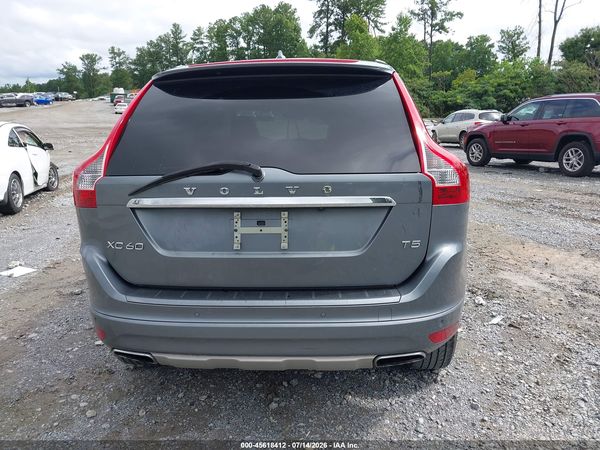 2017 VOLVO XC60 T5 INSCRIPTION