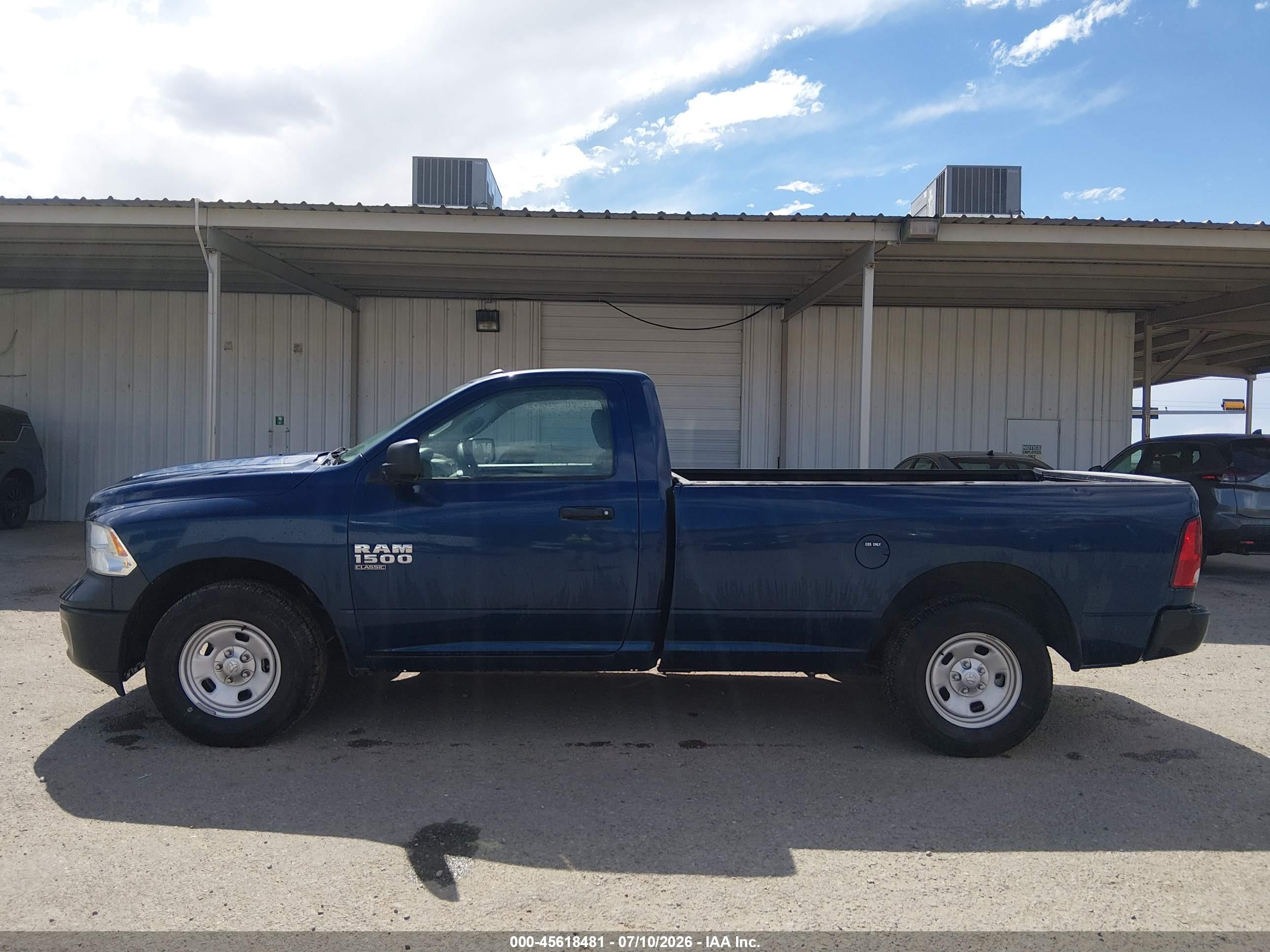 2019 RAM 1500 CLASSIC TRADESMAN  4X2 8' BOX