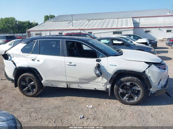 2020 TOYOTA RAV4 HYBRID XSE