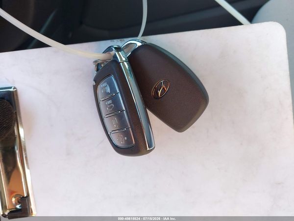2022 HYUNDAI IONIQ PLUG-IN HYBRID SEL