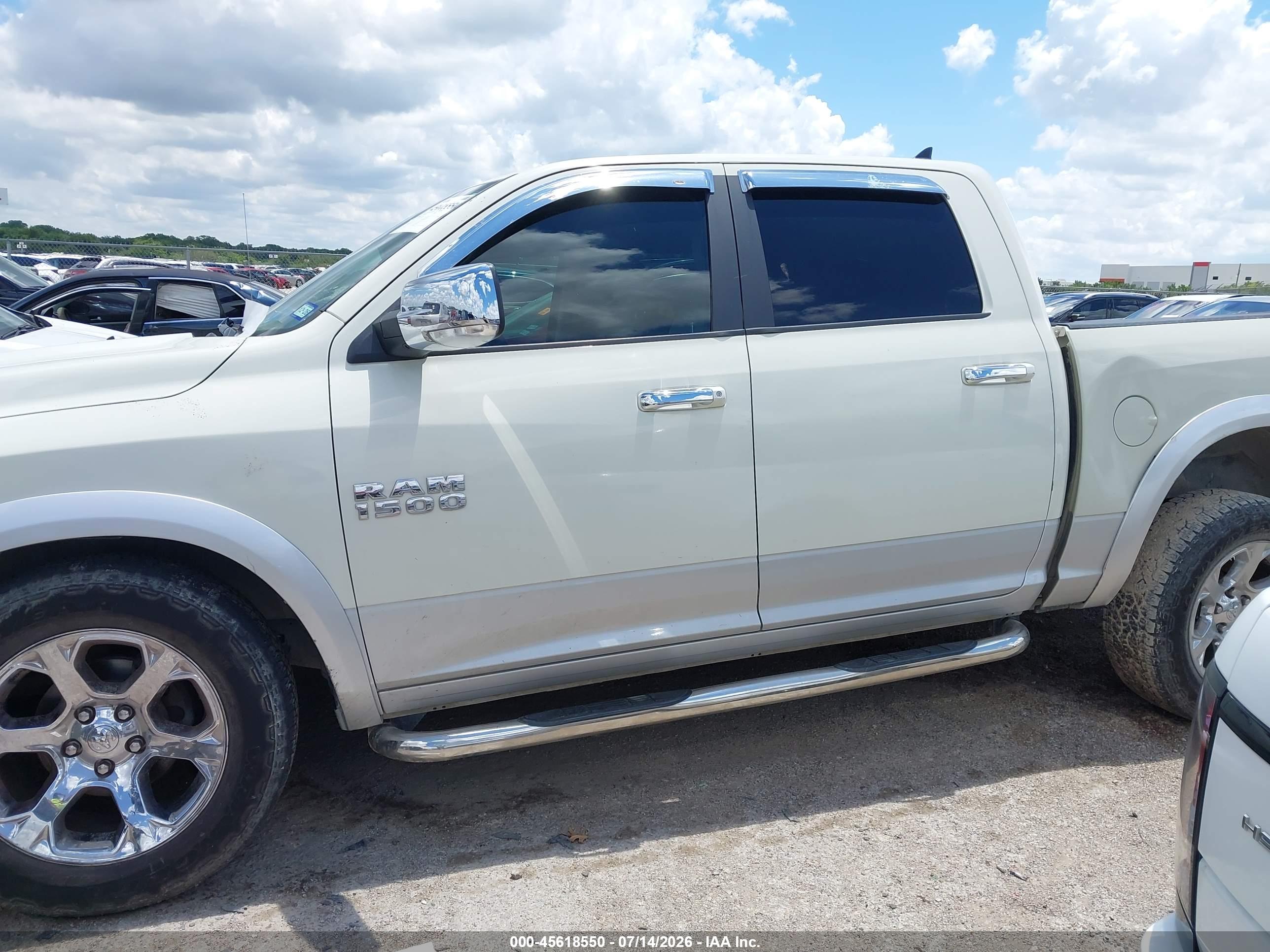 2018 RAM 1500 LARAMIE  4X2 5'7 BOX