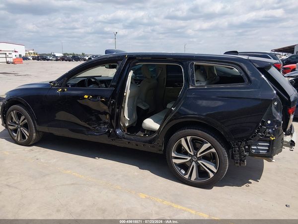 2025 VOLVO V60 CROSS COUNTRY