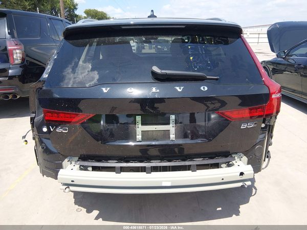 2025 VOLVO V60 CROSS COUNTRY