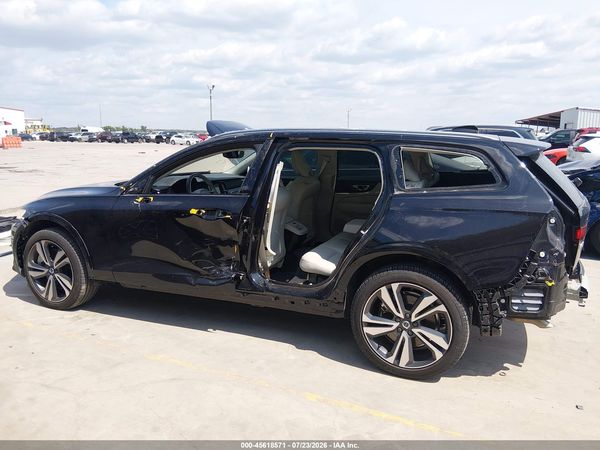 2025 VOLVO V60 CROSS COUNTRY
