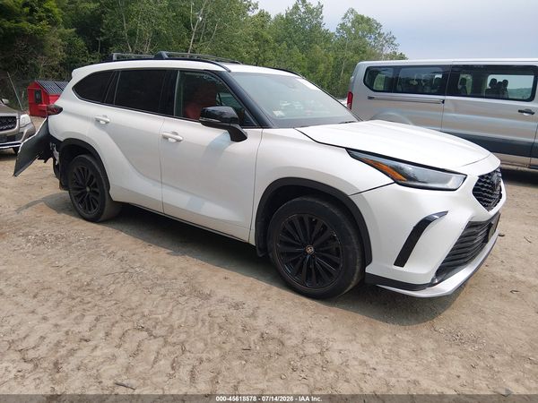 2023 TOYOTA HIGHLANDER XSE