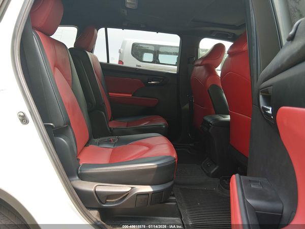2023 TOYOTA HIGHLANDER XSE