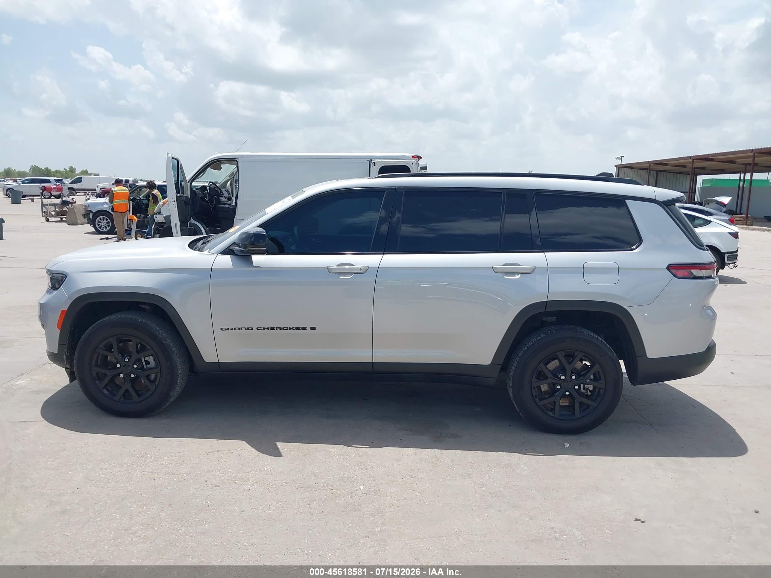 2024 JEEP GRAND CHEROKEE L ALTITUDE X 4X2