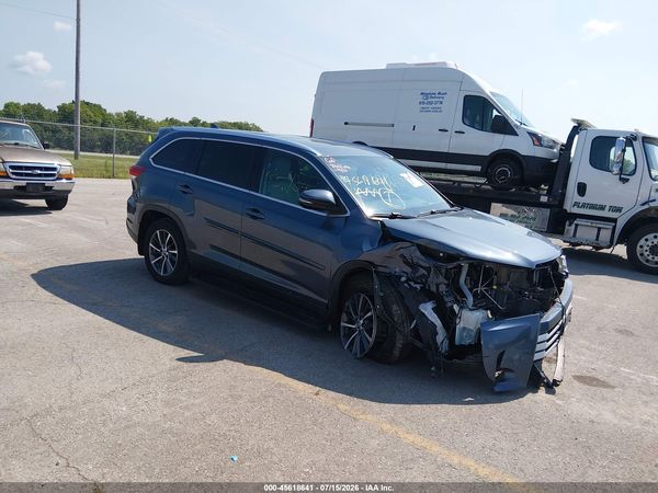 2019 TOYOTA HIGHLANDER XLE