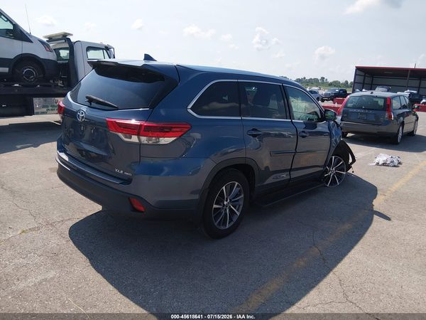 2019 TOYOTA HIGHLANDER XLE