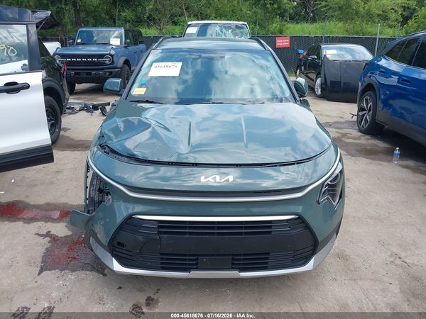2024 KIA NIRO EX