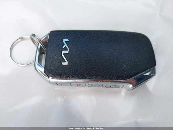 2024 KIA NIRO EX