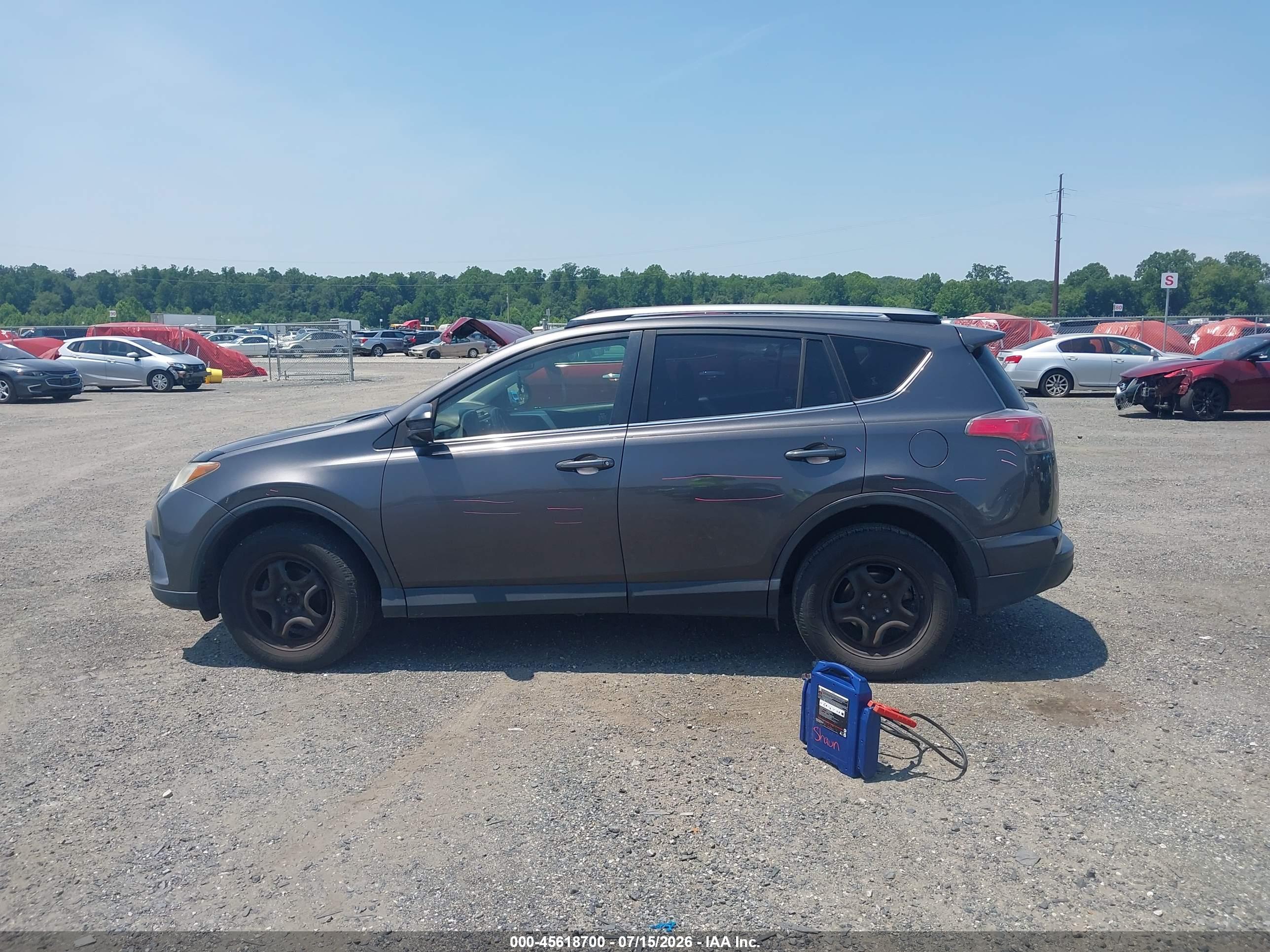2017 TOYOTA RAV4 LE