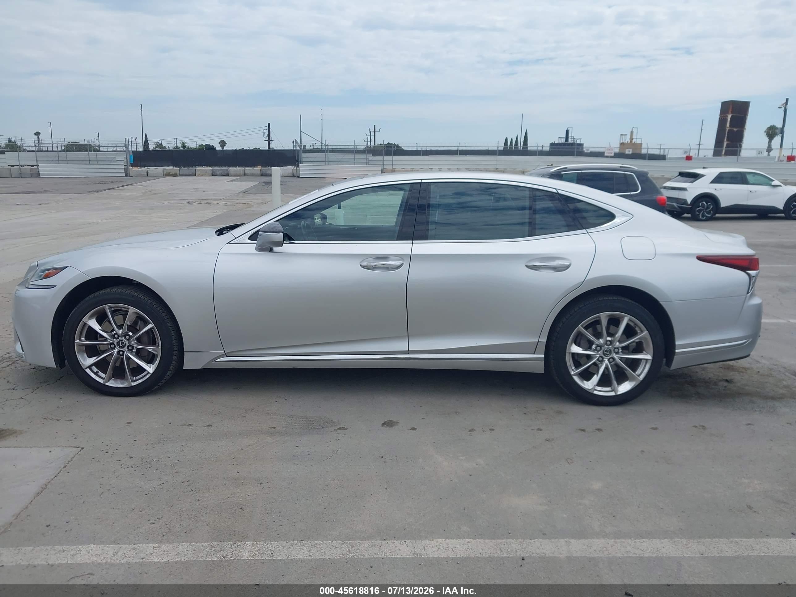 2018 LEXUS LS 500