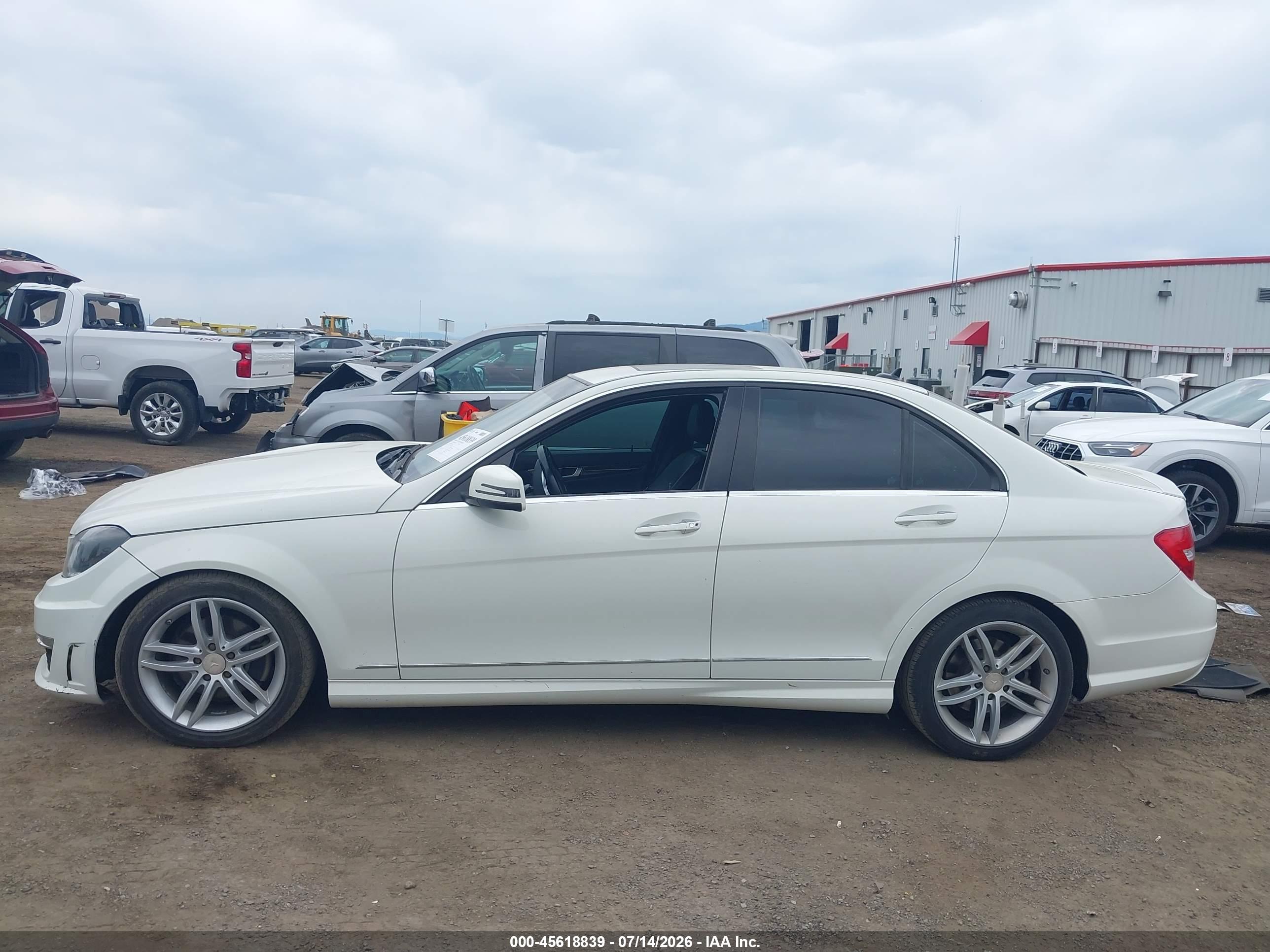 2012 MERCEDES-BENZ C 300 SPORT 4MATIC