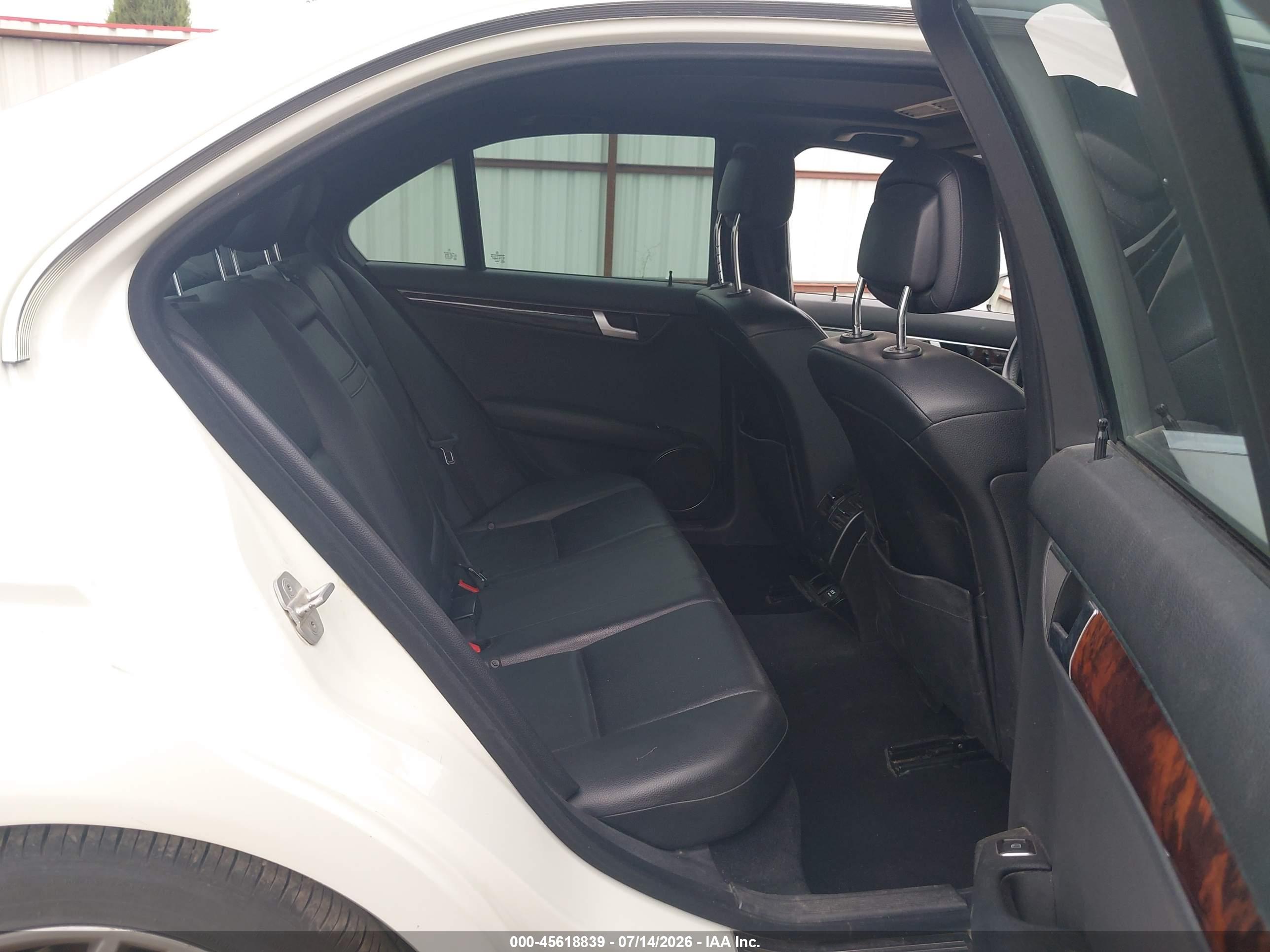 2012 MERCEDES-BENZ C 300 SPORT 4MATIC