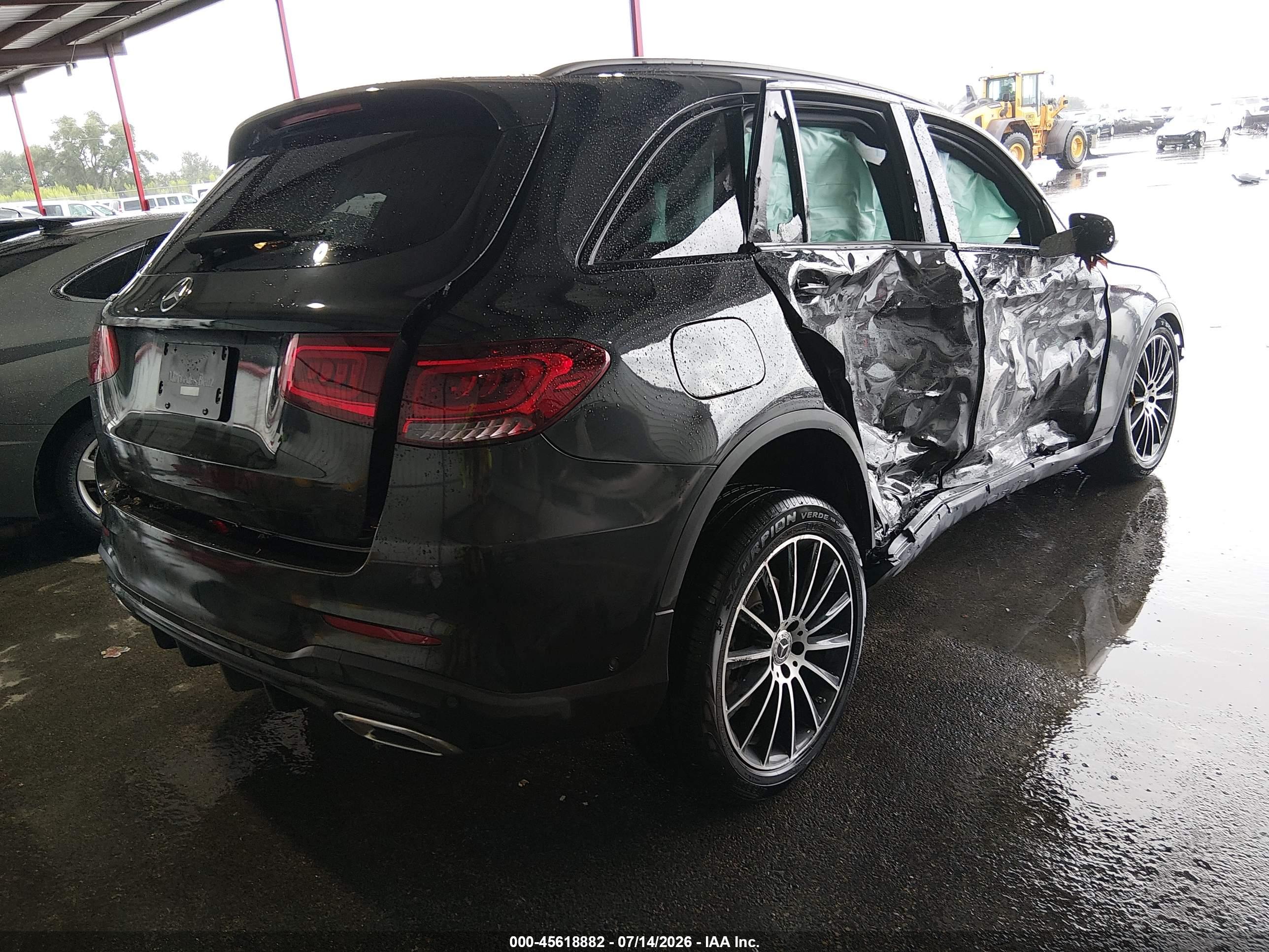 2022 MERCEDES-BENZ GLC 300 4MATIC SUV