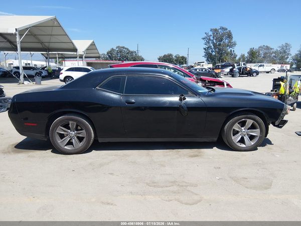 2015 DODGE CHALLENGER SXT