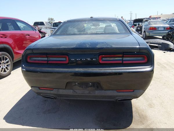 2015 DODGE CHALLENGER SXT