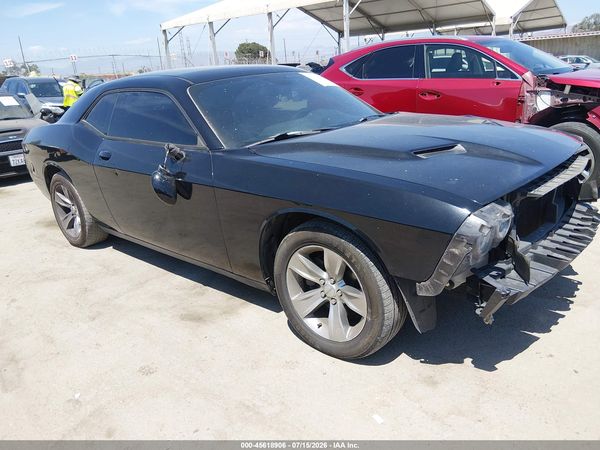 2015 DODGE CHALLENGER SXT