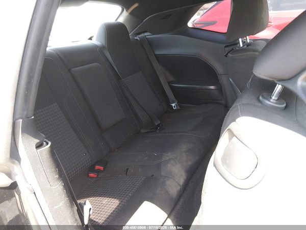 2015 DODGE CHALLENGER SXT