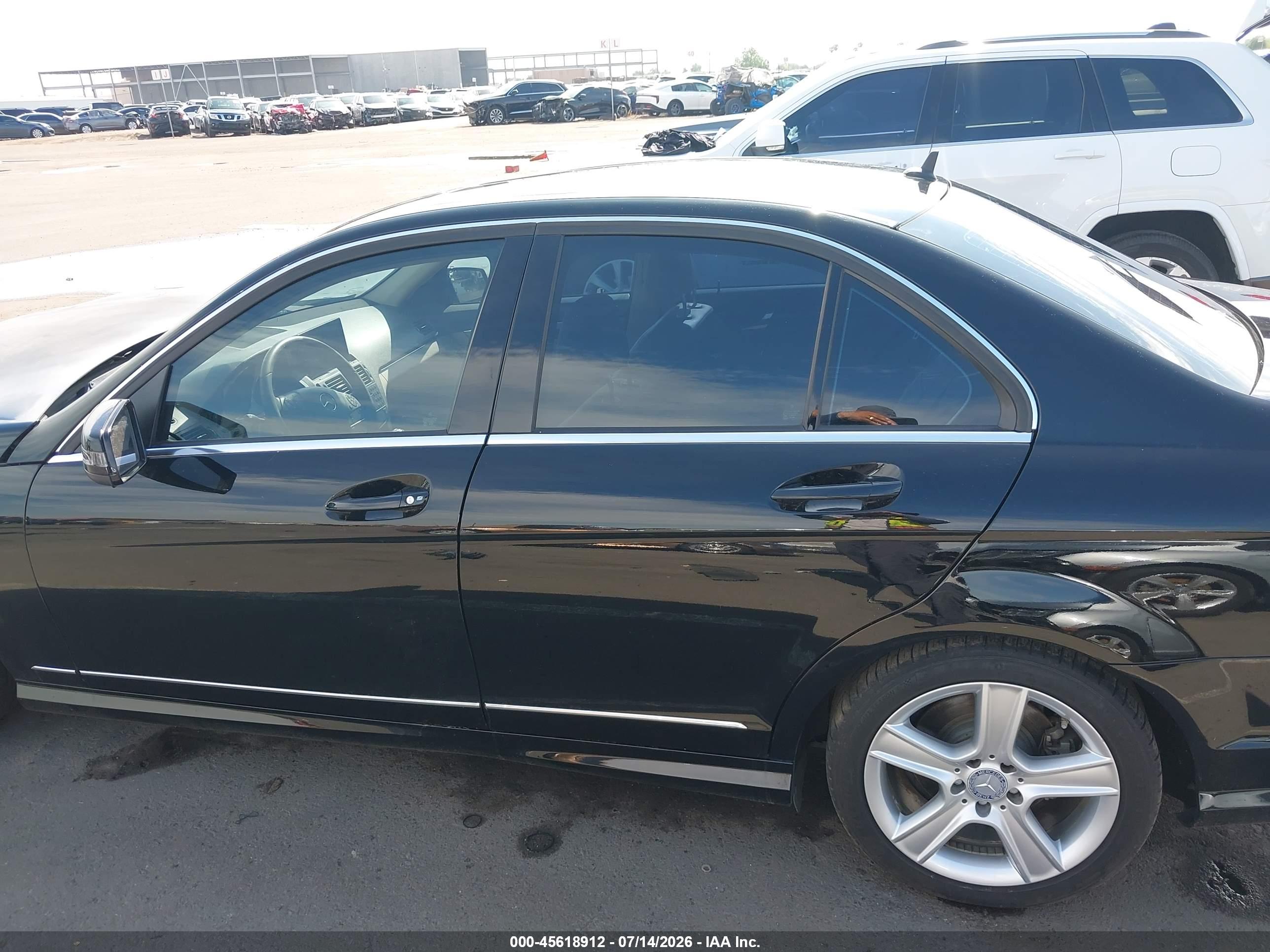 2011 MERCEDES-BENZ C 300 C300 4-MATIC