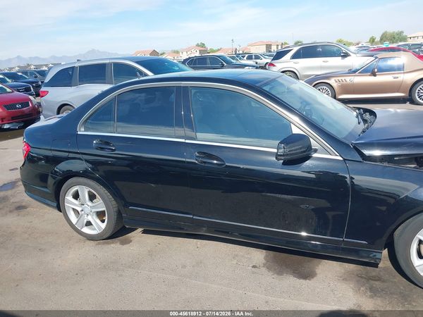 2011 MERCEDES-BENZ C 300 C300 4-MATIC
